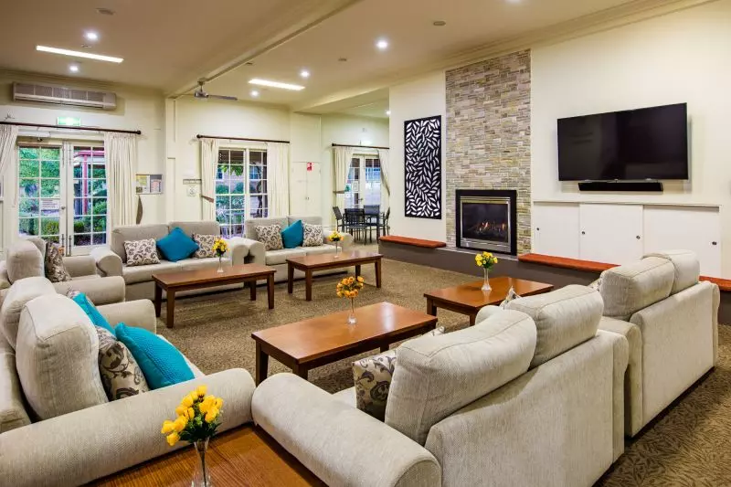 Spacious Light-Filled Retreat