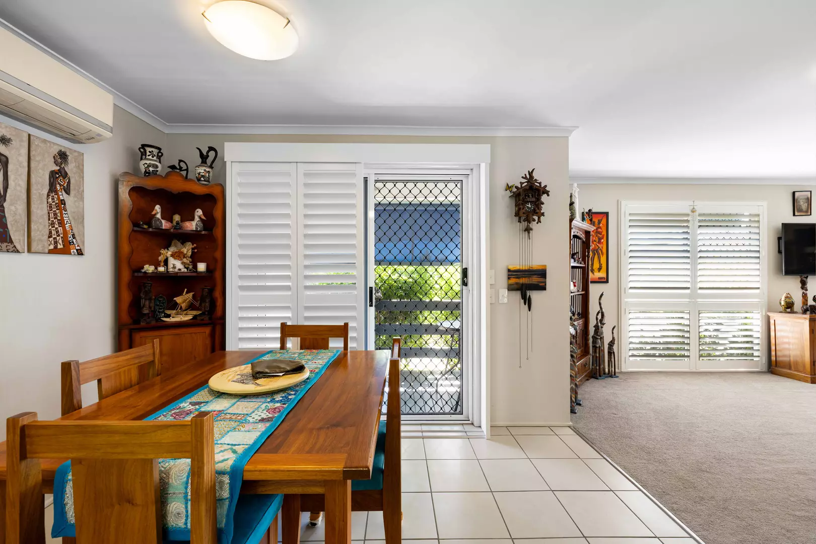 Beautifully presented property with Double Garage, fresh paint and DOG Friendly too.