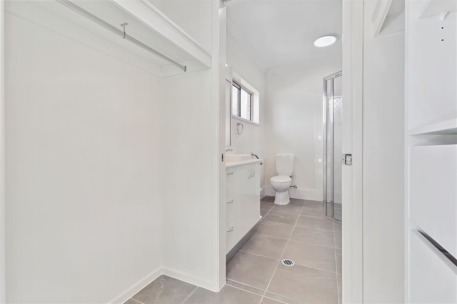 Two-bedroom villa with ensuite and garage