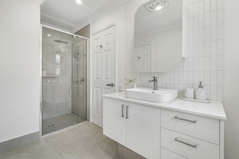 Ready to move in! Beautiful 2-bedroom PLUS Study (potential third bedroom) - Charming Retirement Living in Oxford Falls - Your Dream Home Awaits!