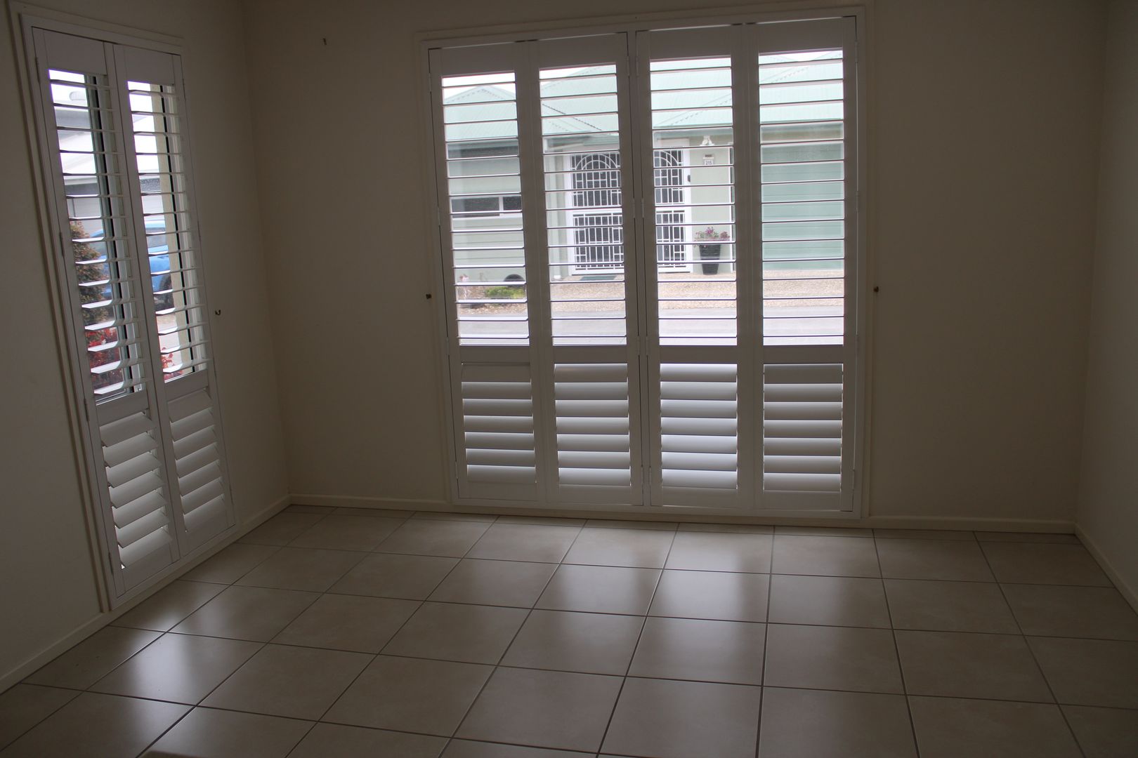 Centrally located 2 bed home in Palm Lake Resort Eagleby