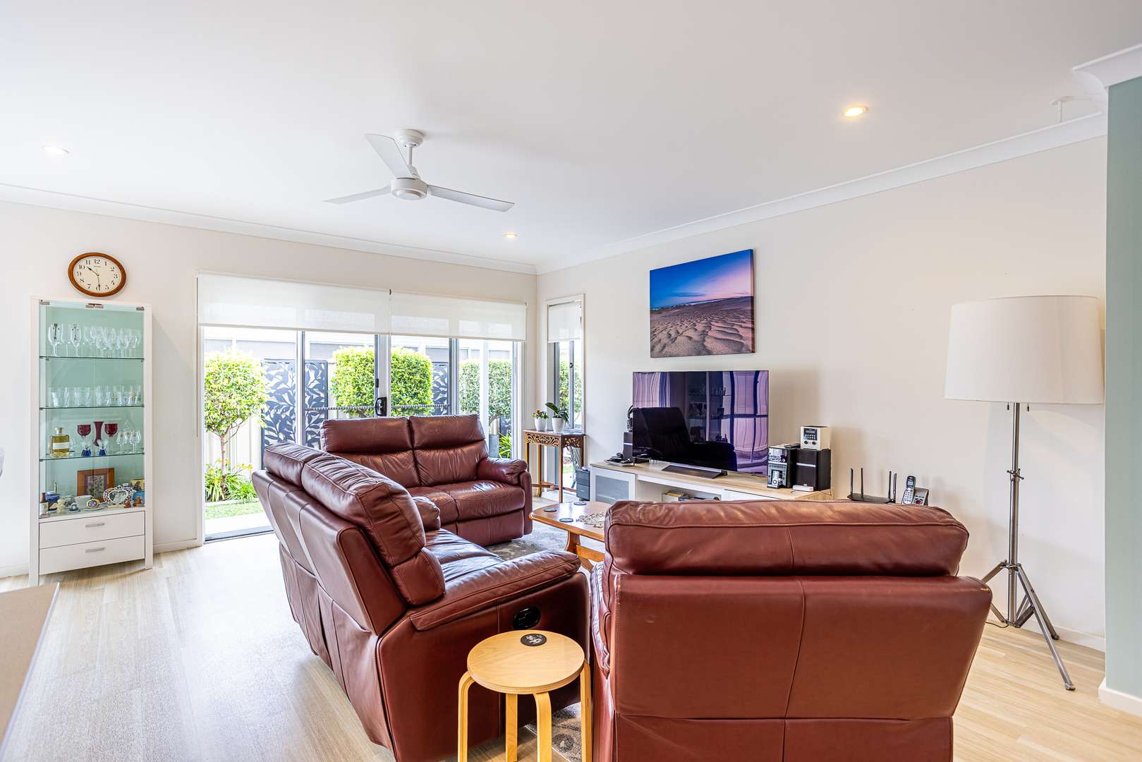 Palm Lake Resort Fern Bay - Close to all amenities