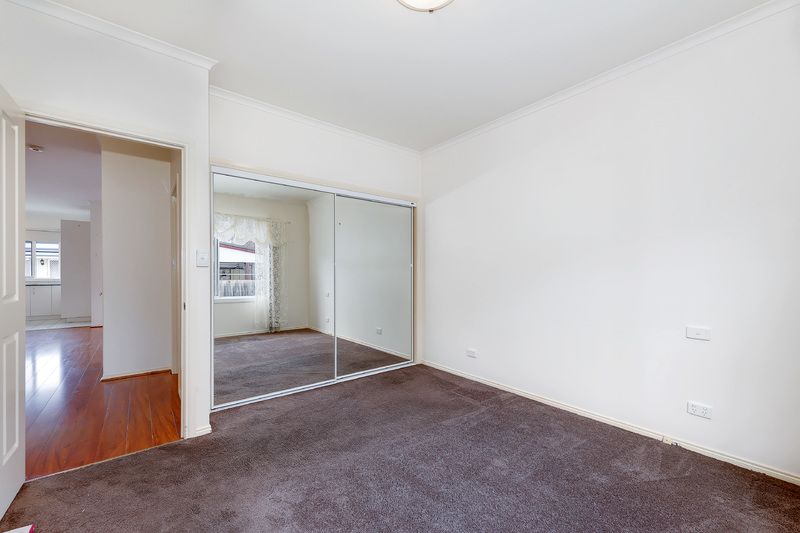 2 bedroom home in pet friendly community