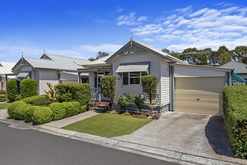 Bright and Spacious Home with Landscaped Gardens