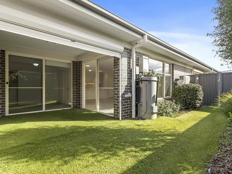 Stylish Villa with Private Alfresco Haven