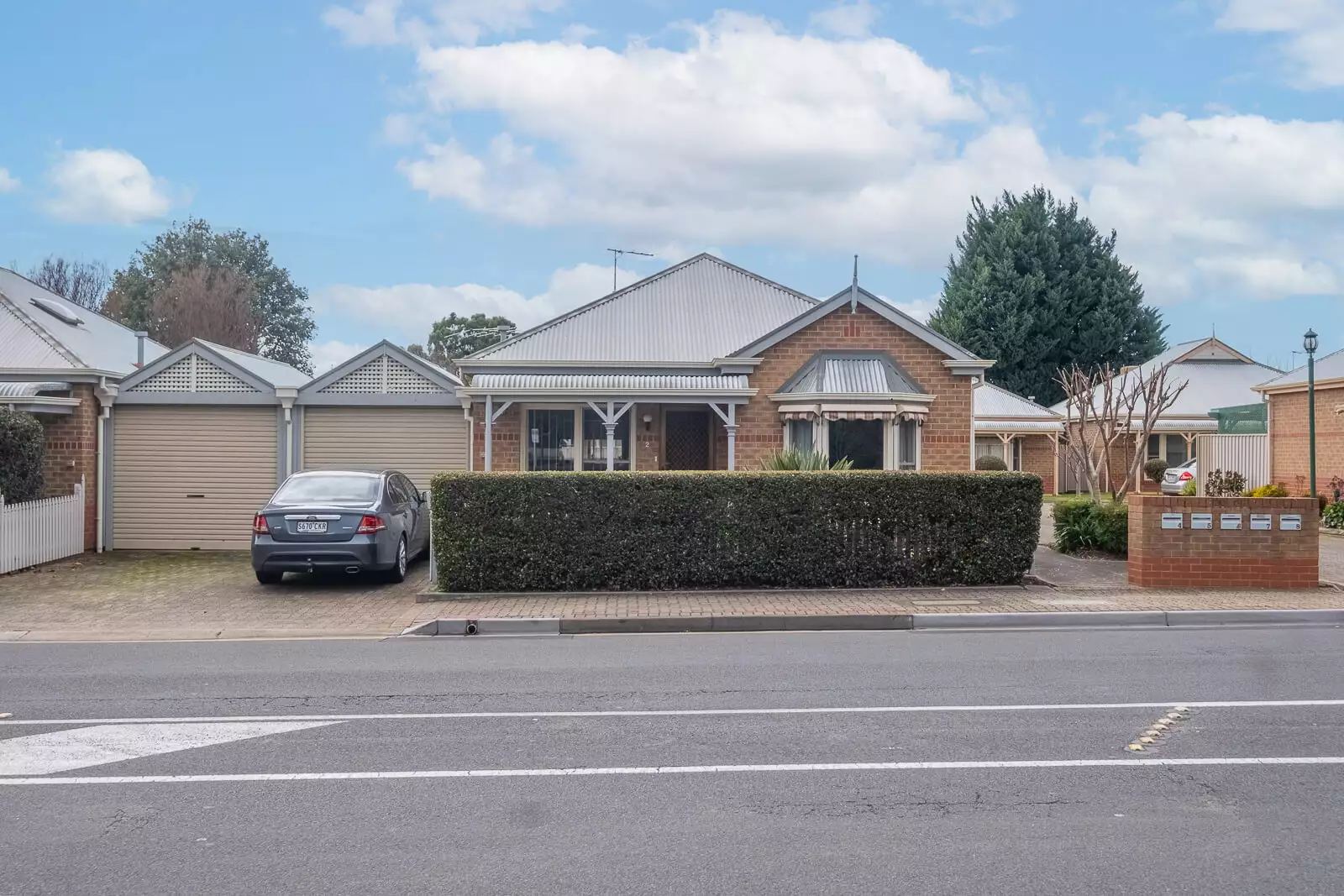 Resthaven Kingswood Retirement Living has eight cottage-units located opposite Mitcham Square Shopping Centre