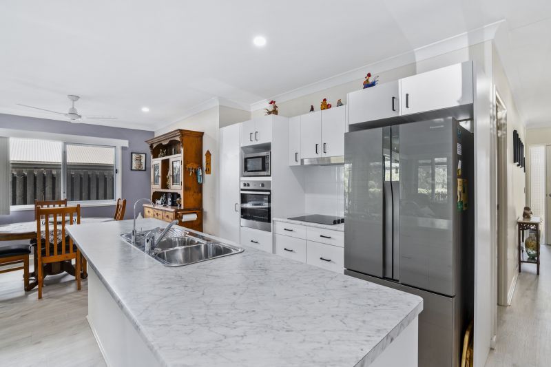 Stunning Two Bedroom Home Overlooking Bushland