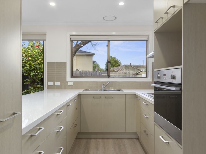 A Fresh Start - Updated Unit, Garden Outlook