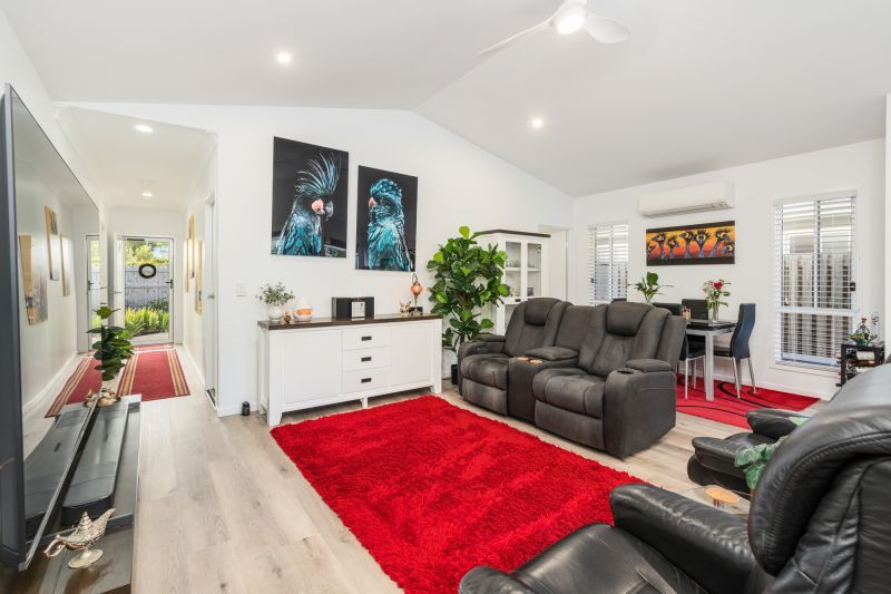 Prime Corner Property - Tranquil Outlook