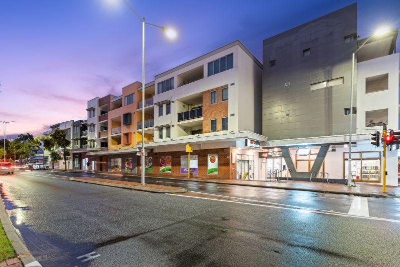 Spacious Modern & Central Home!