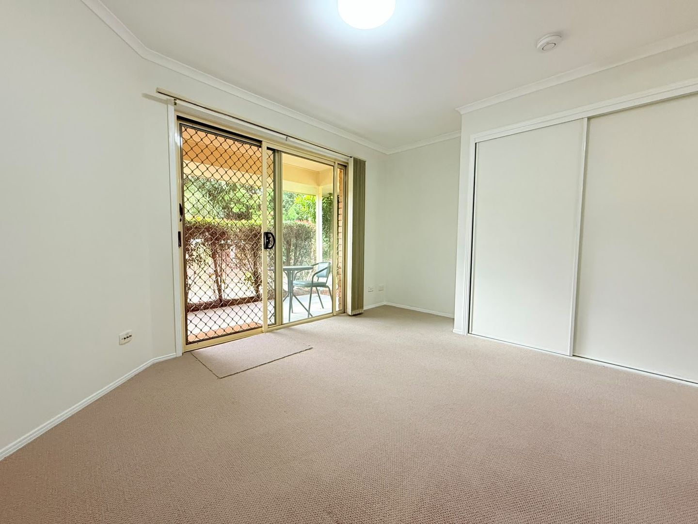 Renovated and Ready to move into!  1 Bedroom Unit  - Close to Shops & Train