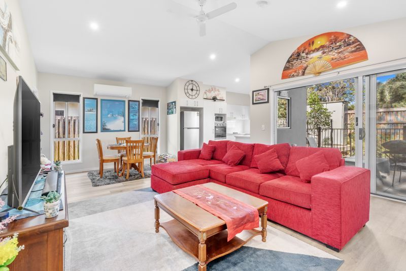 Two bedroom Home + Study - No Back Neighbours!