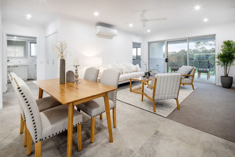 Relaxed retirement living with golf course views