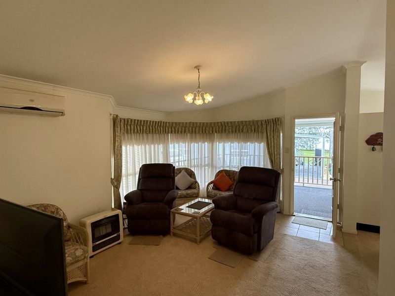 Stunning lake views from the front door