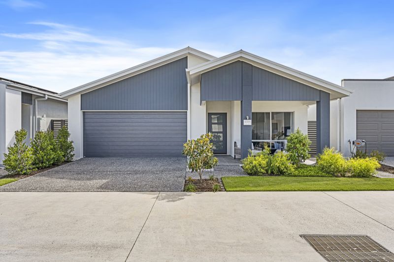 Site 523 - Sunningdale Gable Facade Newly Built Display Home - Under Contract