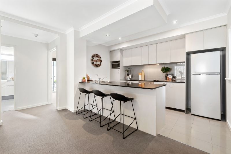 Contemporary Luxury Lifestyle!