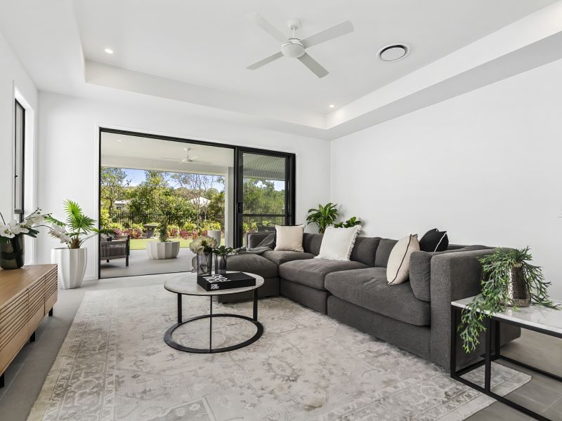 266 - Monteverde on the Lake on Large Site