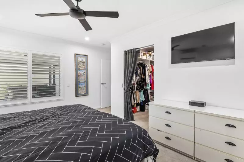 Site 107 - Established Kalbar H6