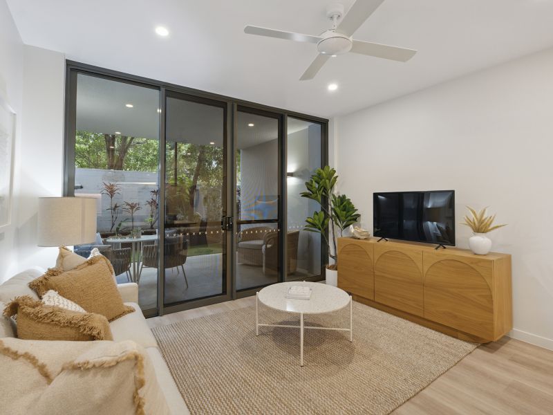 Low-maintenance two-bedroom apartment