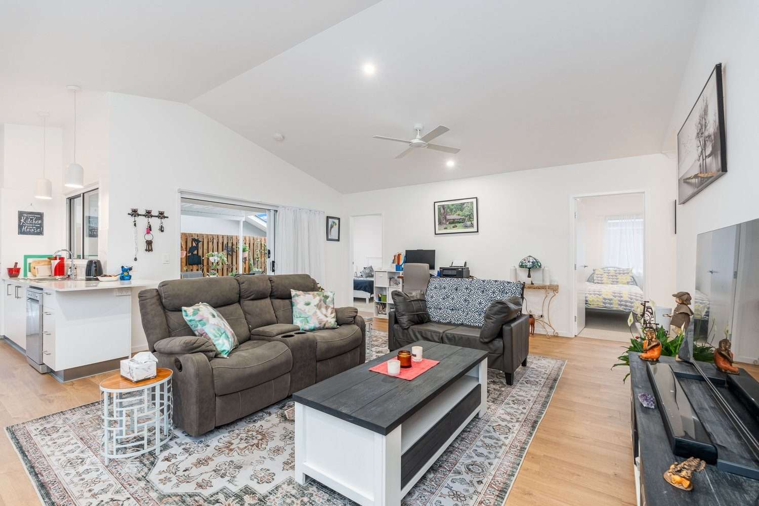 Stylish Home with Extras