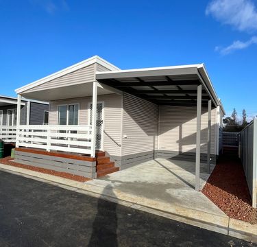 Ballarat Lifestyle Village