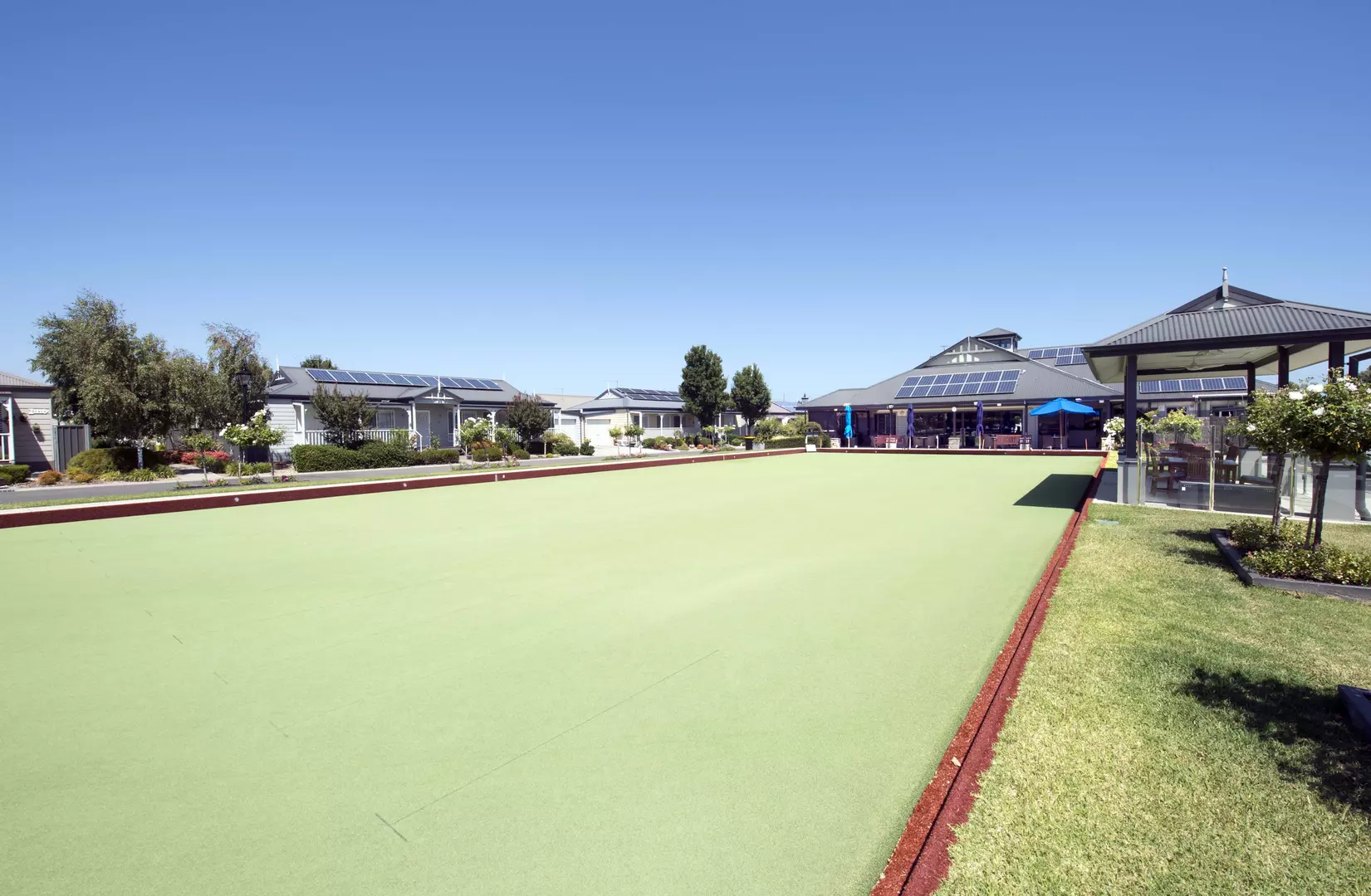 Lifestyle Chelsea Heights - Stylish living close to the bay. Downsize to a secure and vibrant bayside neighbourhood, close to all amenities while you soak up some vitamin sea.