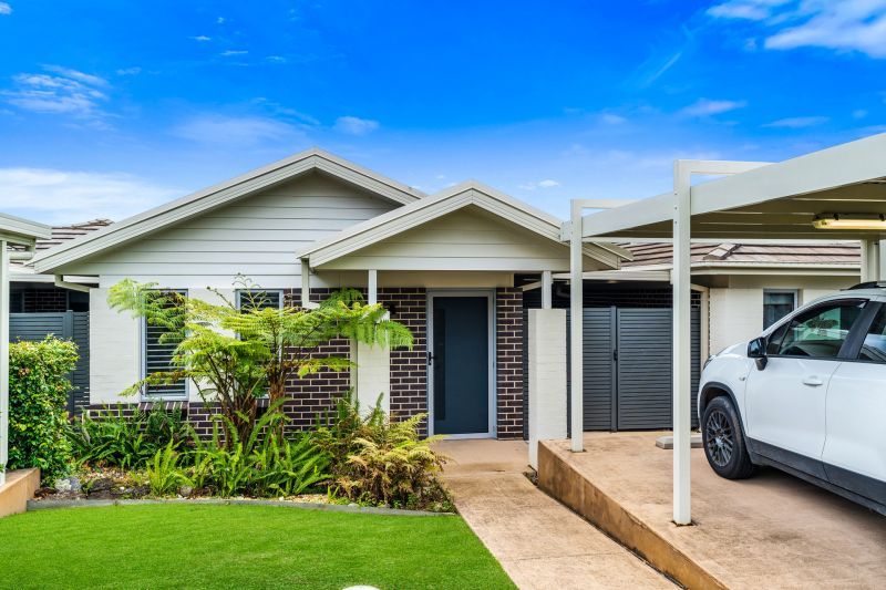 74/100 Gilchrist Drive, Campbelltown