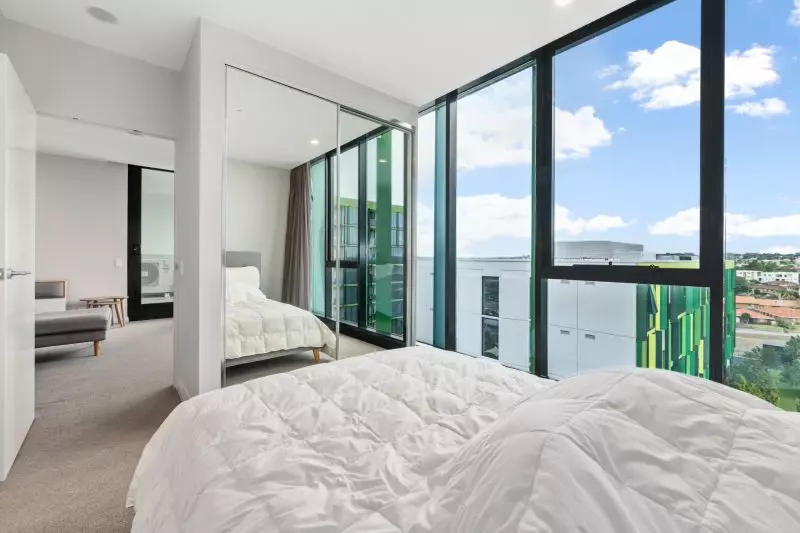 Stunning Views!! Lifestyle and Convenience!