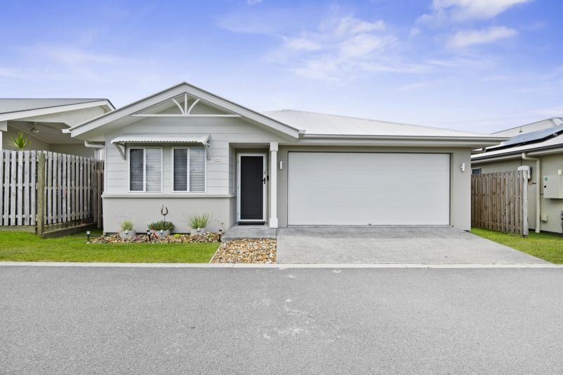 Modern, Spacious Delight!