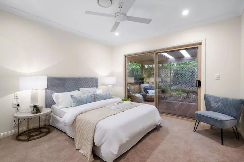 Comfortable 2 bedroom villa with brand new appliances.