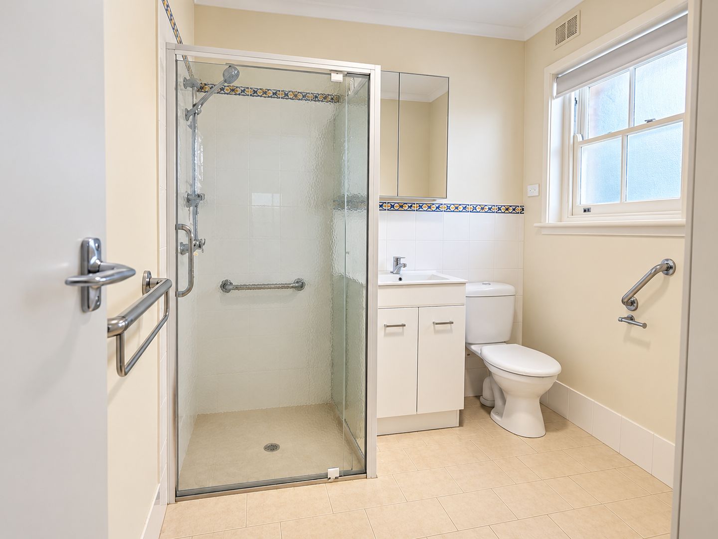 Convenient living in Croydon - over 55s
