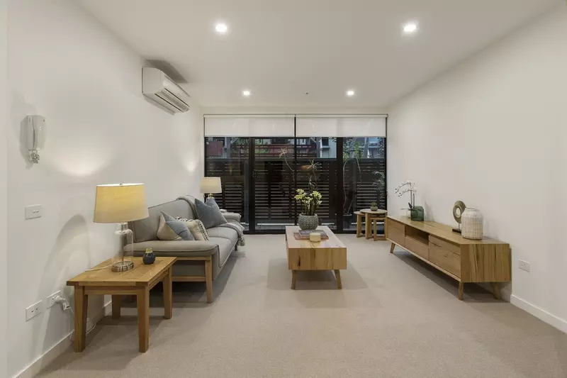 Contemporary Apartment Filled with Natural Light