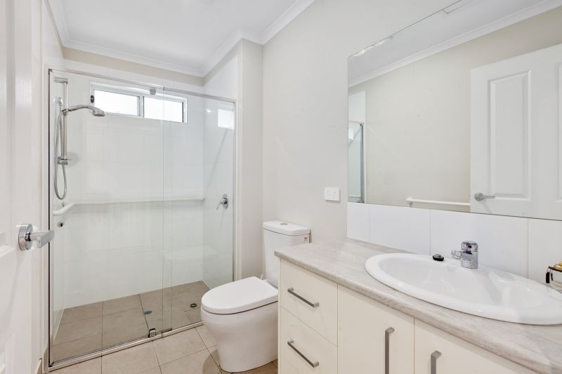 Immaculate Home with Spacious Entertaining Deck!