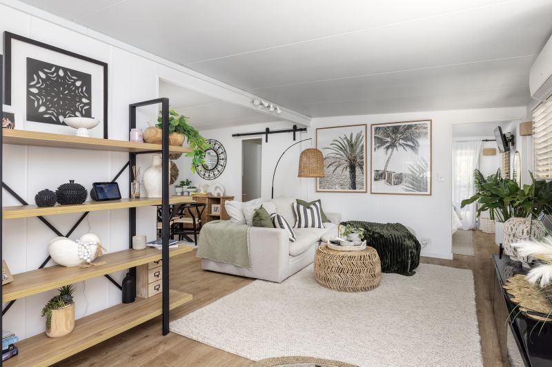 Freshly Updated Home - Alfresco Entertaining