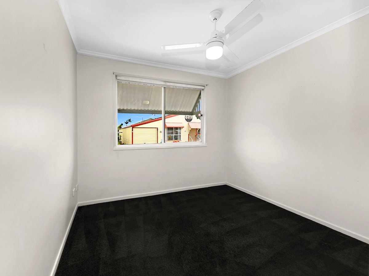 2 Bedroom Cottage - Corner Location - NEW Listing!