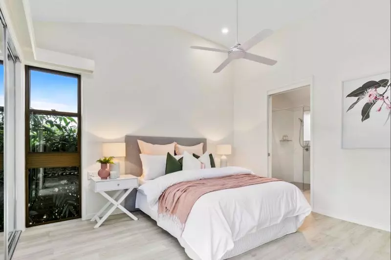 Available now! 2-bedroom villa in great location