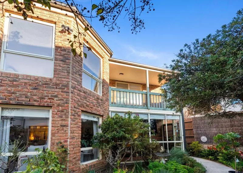 DEPOSIT TAKEN - Spacious, light-filled 2br unit with bay windows & garden views