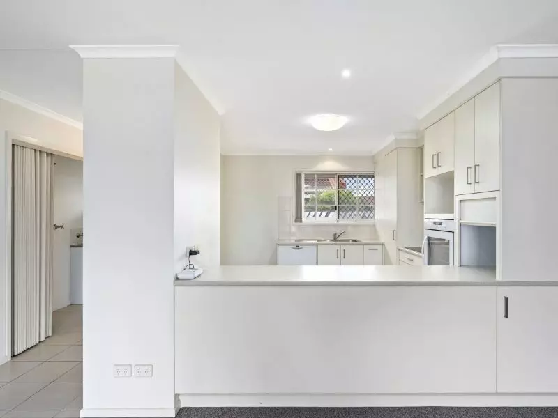 Light, Fresh & Modern Refurbished Villa! 