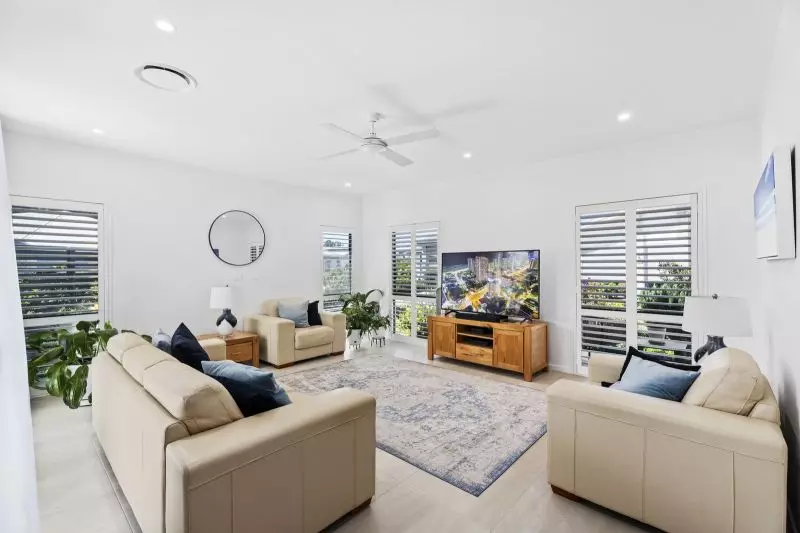 Site 446 - Established Special