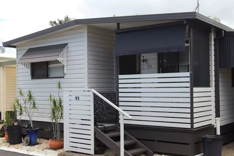 The Palms Village - Over 50's pet friendly lifestyle village