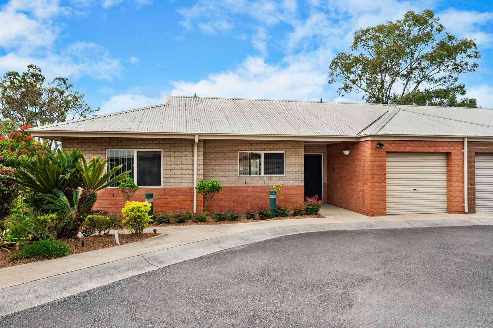 C A Brown Village - Booragul