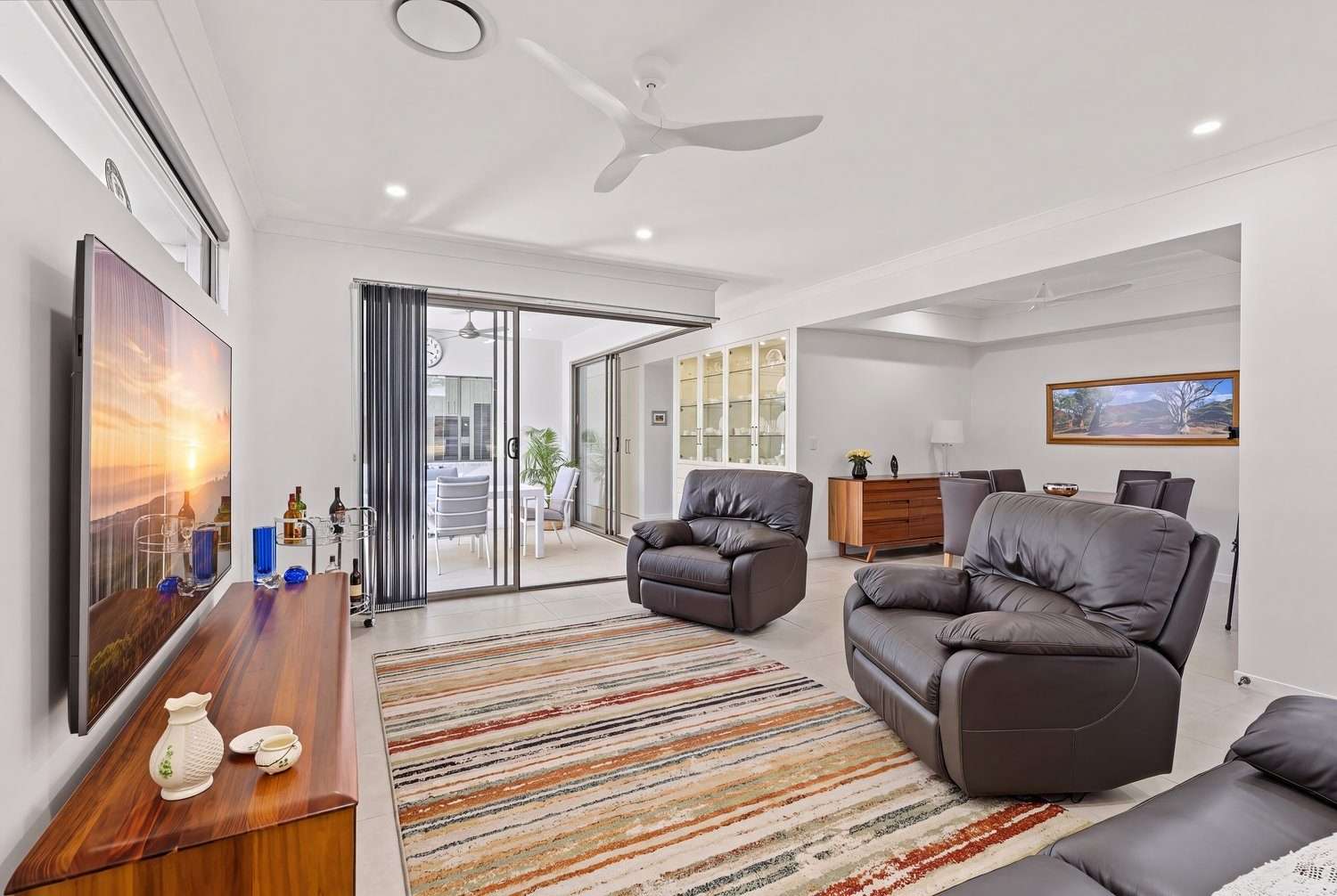 Luxury Features, Easy Living