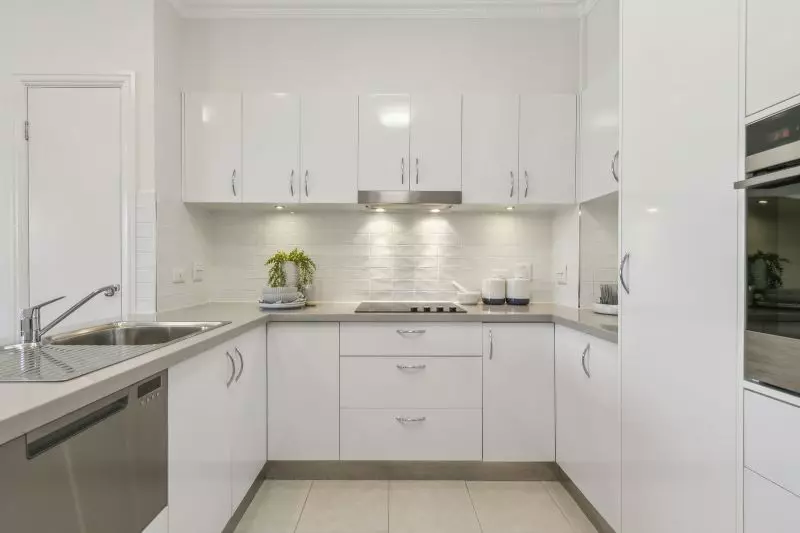 Spacious and bright two-bedroom apartment