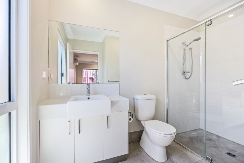 Attention Garden Lovers... Stylish Alfresco Living Awaits!