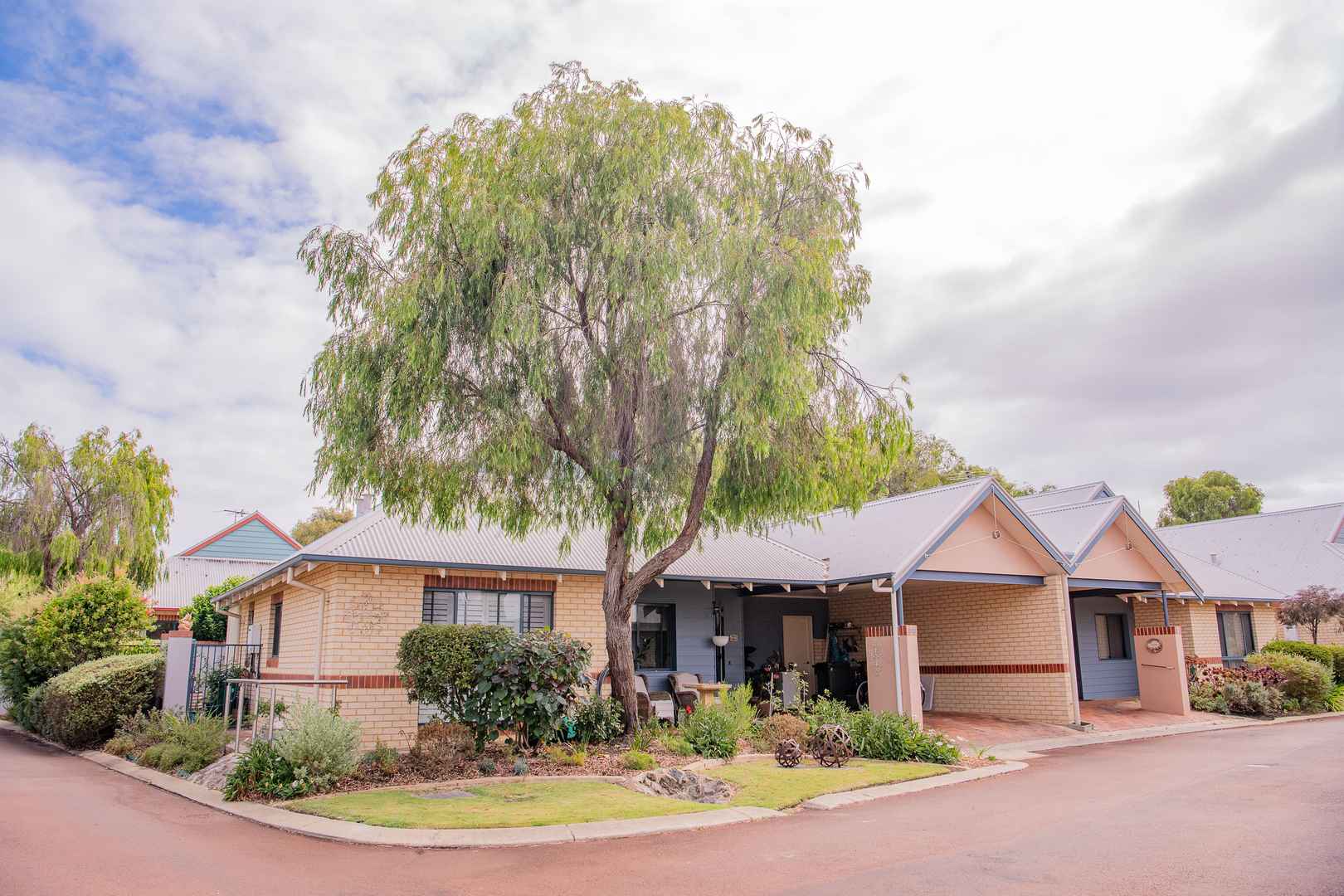 Superb 2 bedroom Independent Living Unit - Unit 37 Capecare Ray Village