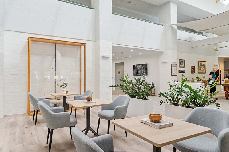 Spacious bayside living with 2-bedrooms