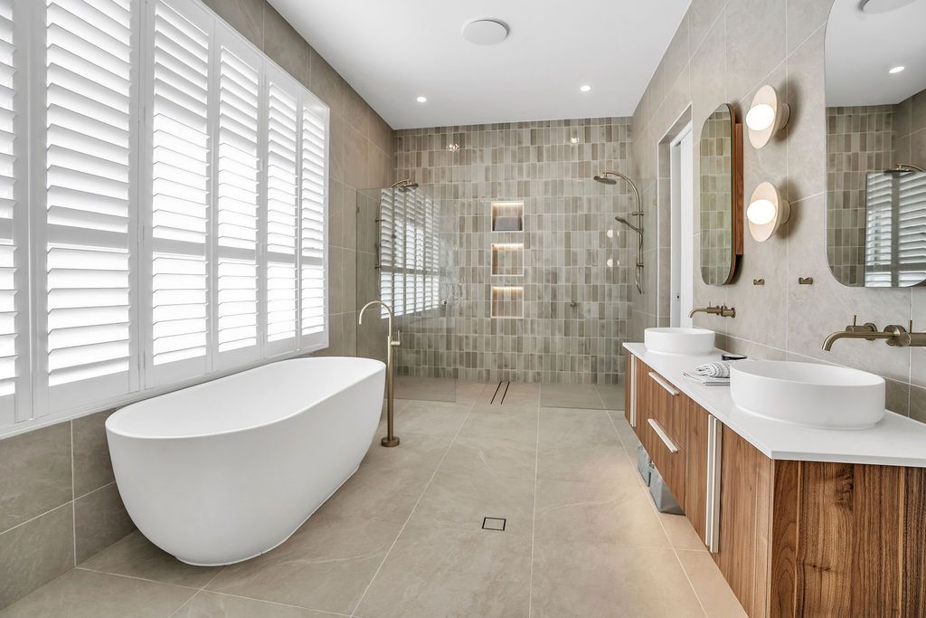 Luxury Living at Palm Lake Resort Pelican Waters