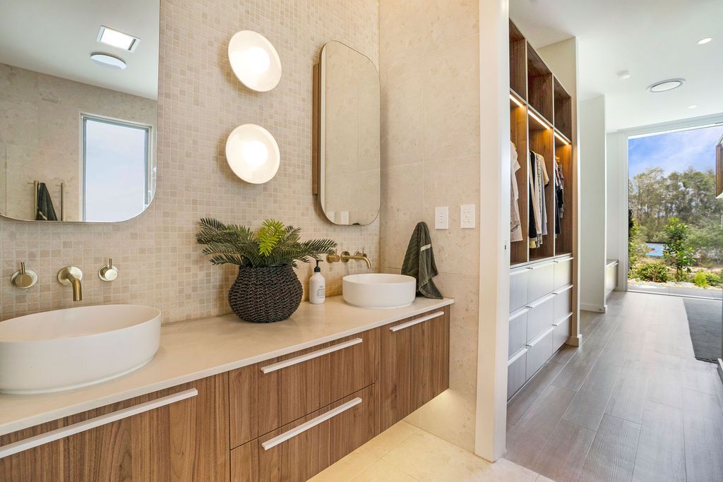 House 227 by Palm Lake Resort Pelican Waters