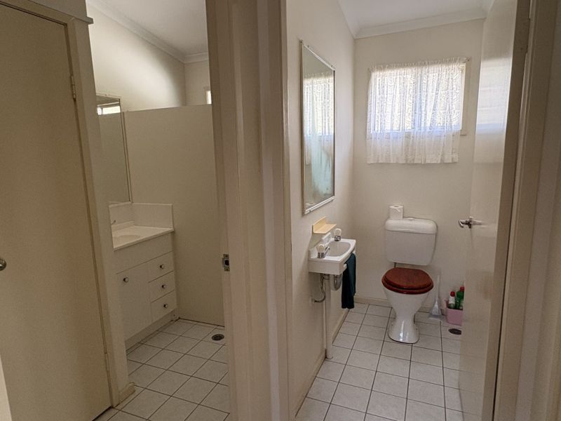 Great Position in Charming Community!