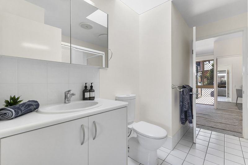 Beautifully Refurbished Two-Bedroom Villa